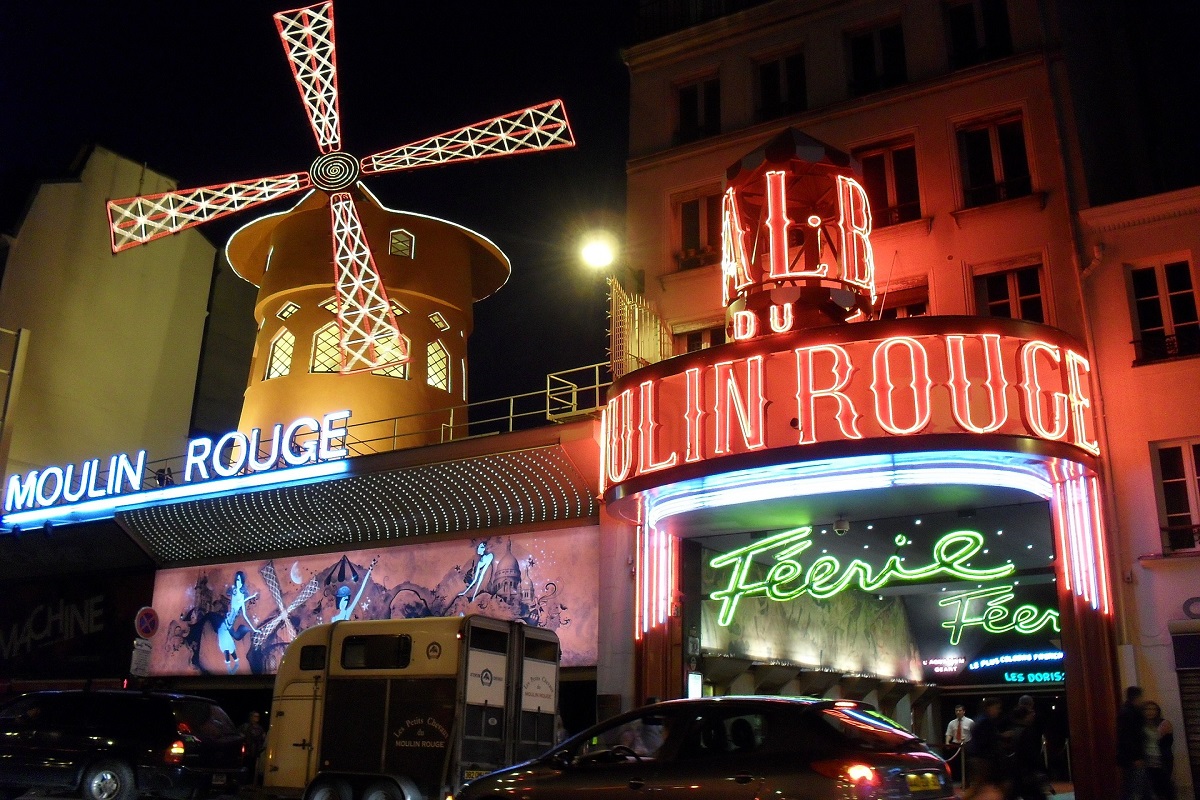  Moulin Rouge, Paris